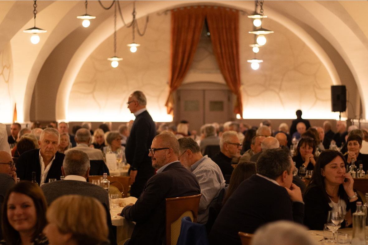 Incontri, solidarietà e gratitudine: Insieme a cena
